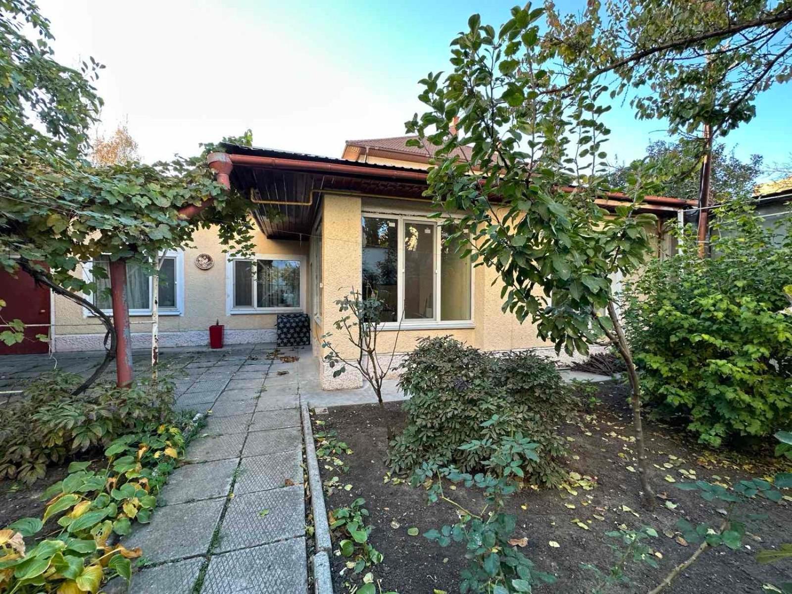 дача на фонтане Apartment